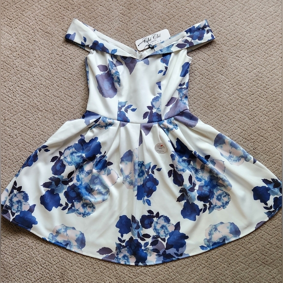 CHI CHI LONDON Off Shoulder Mini Dress in Blue Floral Print, US 2 - Picture 5 of 8